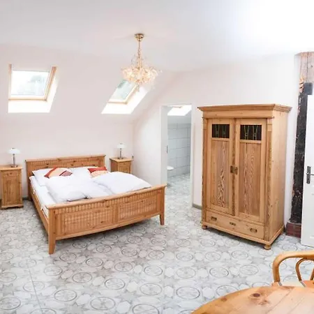 Pensión Doppelzimmer Holthusen 25515 3*